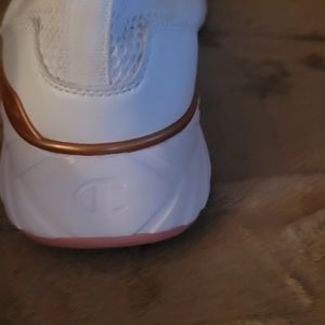 Women's Champion size 9 sneakers in excellent condition! Wore only few times.